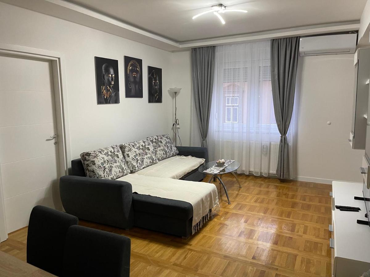 Apartman Mdb Суботиця Екстер'єр фото