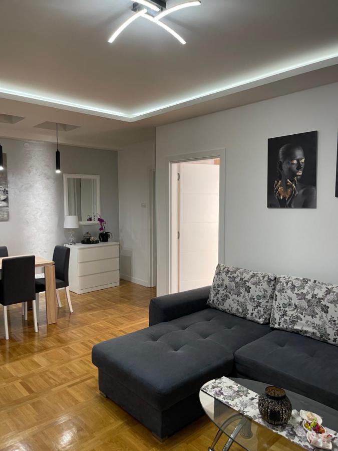 Apartman Mdb Суботиця Екстер'єр фото